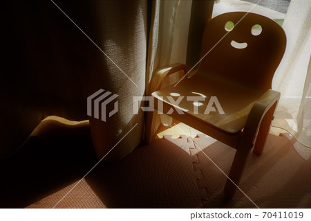一張讓你微笑的椅子 一張讓你微笑的椅子 70411019