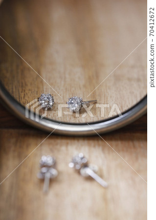 mirror mirror 70412672