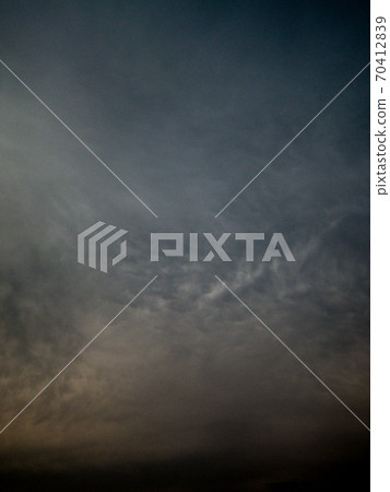 Sky  70412839