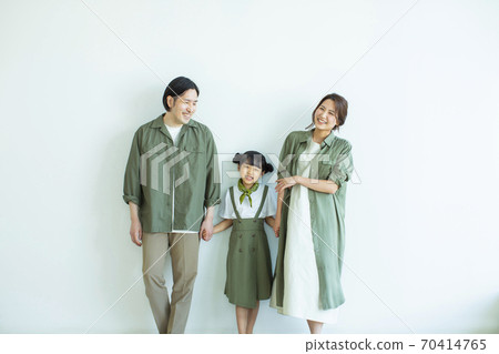 一個家庭 一個家庭 70414765