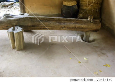 Folk village walk 70418159