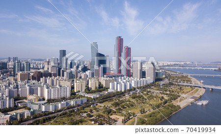 Seoul International Finance Center, Securities Street, Yeouido, Yeongdeungpo-gu, Han River, Seoul Seoul International Finance Center, Securities Street, Yeouido, Yeongdeungpo-gu, Han River, Seoul 70419934