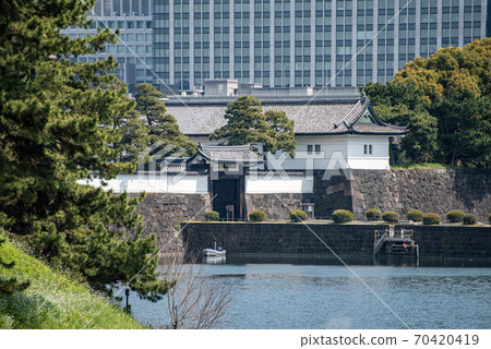 Edo Castle Sakuradamon and Sakurada Moat Edo Castle Sakuradamon and Sakurada Moat 70420419