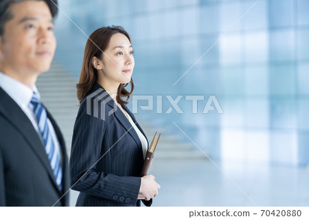 女商人 女商人 70420880