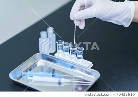 Vaccine development PCR test Medical business [Medical image of corona sickness] 70422610