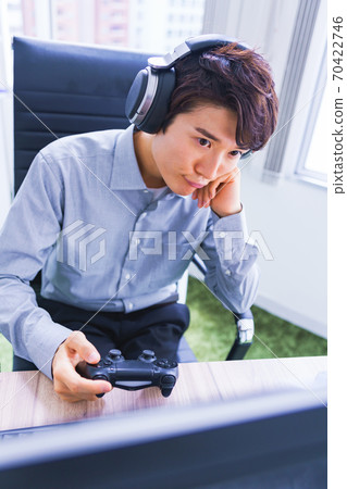 Esports game online network battle [New normal for safe leisure in Corona] 70422746