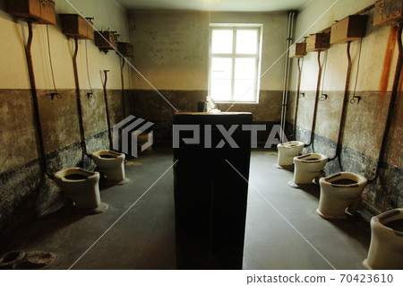 Auschwitz Auschwitz 70423610