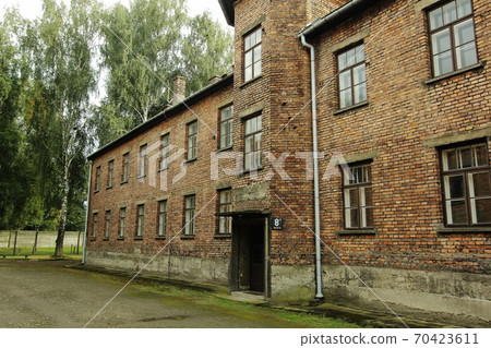 Auschwitz Auschwitz 70423611