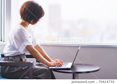 Telework Hotel Work [New Normal with Corona] 70424739