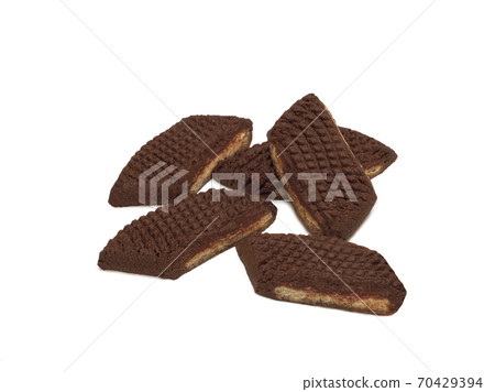 Five sandy cookies with raspberry filling isolated on the white Five sandy cookies with raspberry filling isolated on the white 70429394