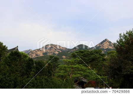 Bukhan Mountain Bukhan Mountain 70429866