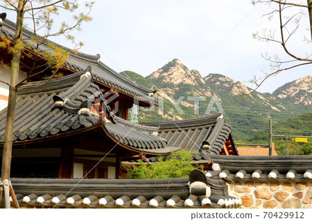 traditional village 70429912