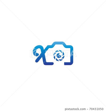 Letter X logo of the photography is combined with the camera icon Letter X logo of the photography is combined with the camera icon 70431050