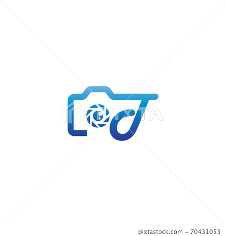 Letter T logo of the photography is combined with the camera icon Letter T logo of the photography is combined with the camera icon 70431053