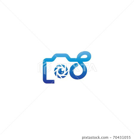 Letter S logo of the photography is combined with the camera icon Letter S logo of the photography is combined with the camera icon 70431055