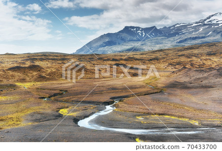 The beautiful landscape of mountains and rivers in Iceland. 70433700