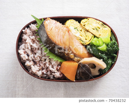 Bento彎曲的Wappa雜糧飯 70438232