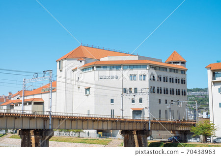 Takarazuka Grand Theater 70438963