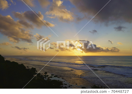 Asahi coming out of the clouds (Kagoshima Prefecture Amami Islands Okinoerabujima) 70448727