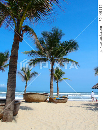 Meankee Beach in Da Nang 70449113