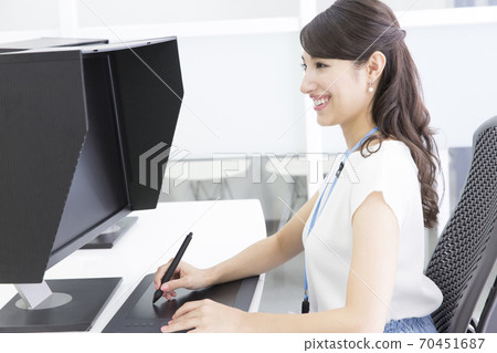 網頁設計師 網頁設計師 70451687