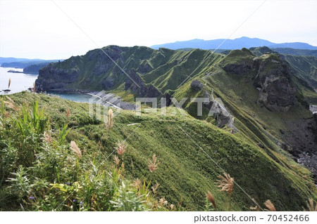 Natural scenery, Cape Kamui Charenka Road (Shakotan Town, Hokkaido) 70452466