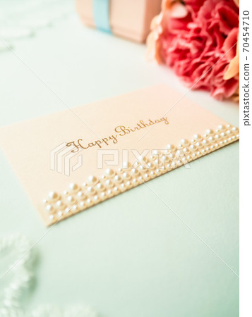Birthday card carnation gift box 70454710