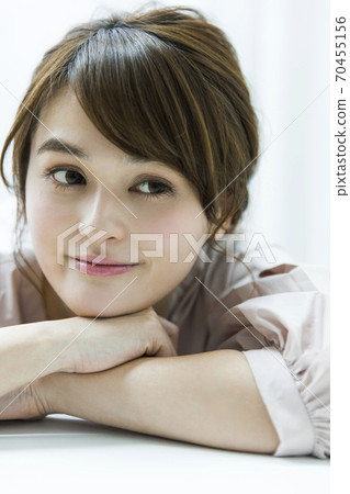 女性肖像 女性肖像 70455156