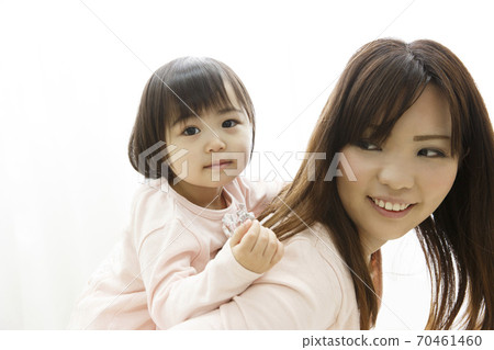 父母和孩子 70461460