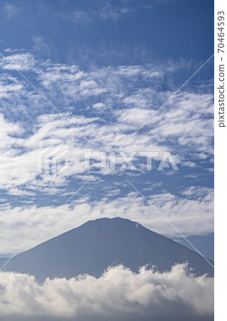 秋山在富士山的輪廓 秋山在富士山的輪廓 70464593