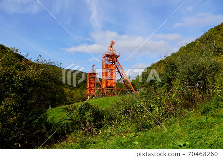 Coal Mine Memorial Forest Park / Vertical Rolling Tower Coal Mine Memorial Forest Park / Vertical Rolling Tower 70468260