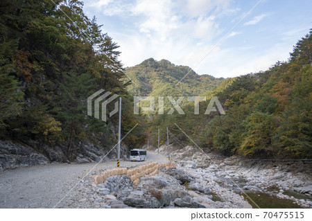 江原道仁濟縣雪嶽山 江原道仁濟縣雪嶽山 70475515
