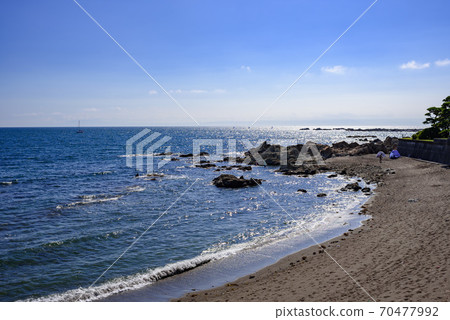 (神奈川縣)一色的海灘在夏日的天空 (神奈川縣)一色的海灘在夏日的天空 70477992