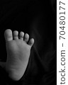 寶寶的腳底 70480177