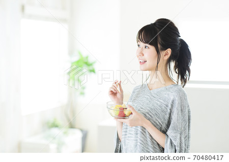 Women fruit diet living breakfast lifestyle 70480417