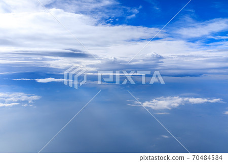 從飛機看見的雲彩 70484584