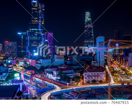 [Vietnam] Night view of Ho Chi Minh 70487915