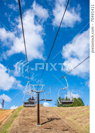 Lift at the summit of Mt. Biwako Hakodate, Takashima City, Shiga Prefecture 70491411