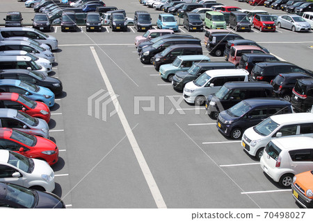 Company employee parking lot Company employee parking lot 70498027