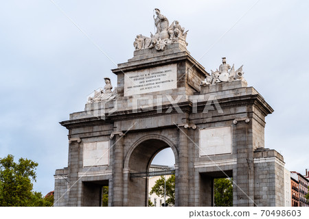 View of Puerta de Toledo in Madrid View of Puerta de Toledo in Madrid 70498603