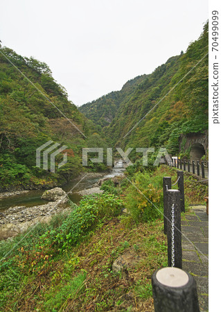 清境峽柱狀節點和清流 清境峽柱狀節點和清流 70499099