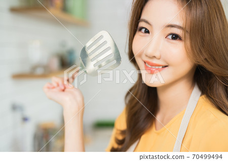 女性生活方式 70499494