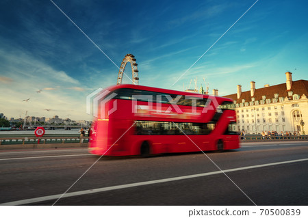 double decker bus, Westminster Bridge, London, UK 70500839