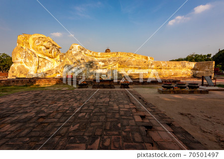 Three pagoda and blue sky in the background as seen at Wat Phra Si Sanphet in Ayutthaya, Thailand Three pagoda and blue sky in the background as seen at Wat Phra Si Sanphet in Ayutthaya, Thailand 70501497