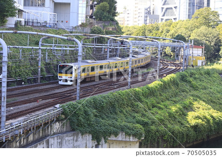 Sobu Line & Chuo Line seen from the top of Hijiribashi near Ochanomizu Station Sobu Line & Chuo Line seen from the top of Hijiribashi near Ochanomizu Station 70505035