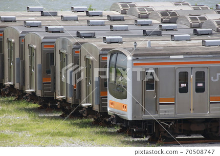 武藏野205號線列車前往印度尼西亞(2019年7月) 武藏野205號線列車前往印度尼西亞(2019年7月) 70508747