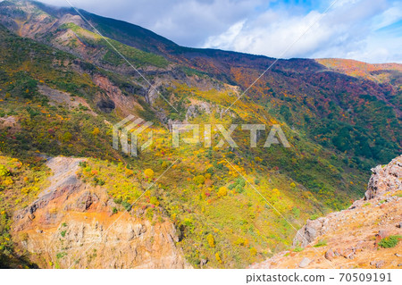 在秋天的Komakusadaira的視圖 在秋天的Komakusadaira的視圖 70509191