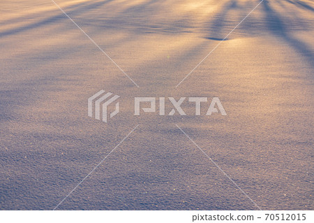 荒川河床的雪被日出染成的“ Sa玉縣”雪景 荒川河床的雪被日出染成的“ Sa玉縣”雪景 70512015