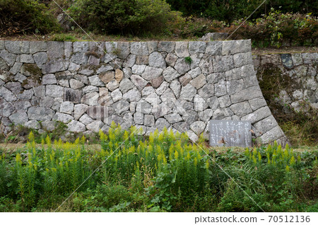 石垣古屋真敷遺址 石垣古屋真敷遺址 70512136