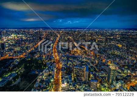 從地面300m看大阪的夜景 從地面300m看大阪的夜景 70512229
